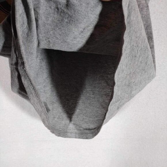 Boy's XS 4/5 tee shirt, grey Graphic design on front,  Brand Mad engine - Picture 8 of 9